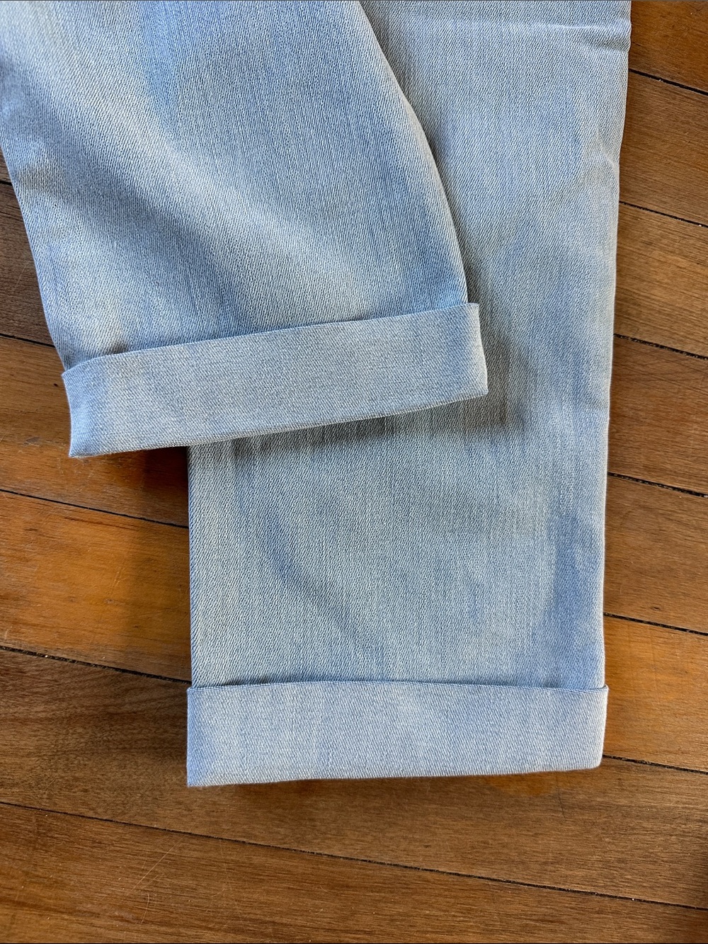 Hollister Light Blue Distressed Boyfriend Jeans - Picture 5 of 10